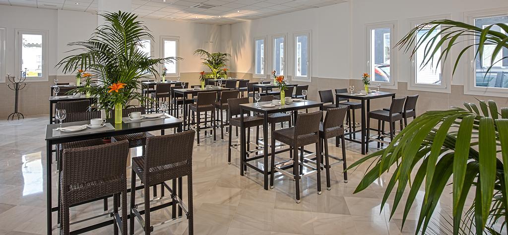 Hostal Tarifa -Recepcion Abierta Las 24H- Экстерьер фото